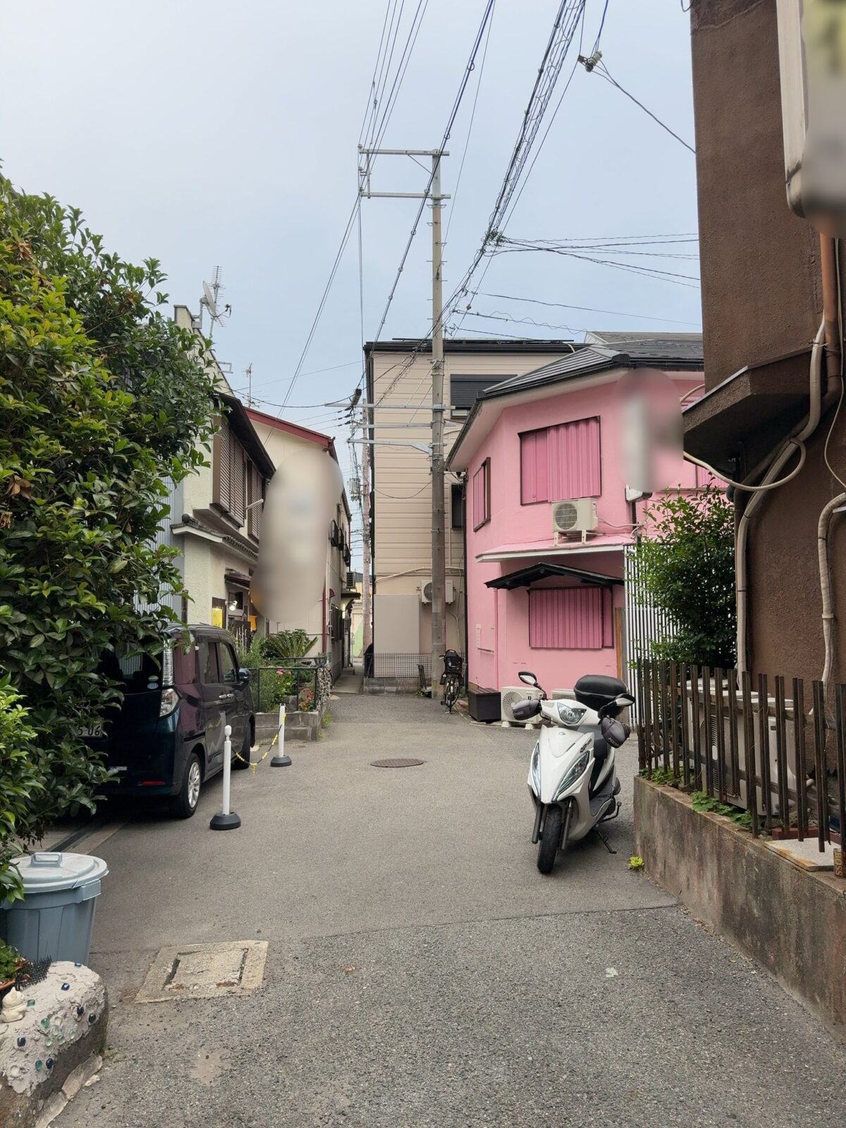 滝井新地の昼さがり風景