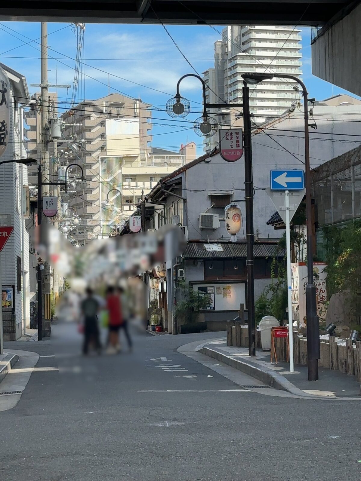 2023年9月15日金曜日15時頃の飛田新地、青春通りの風景