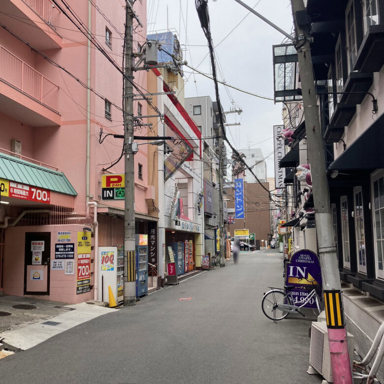 夜の数時間だけ松島に出勤した後、かけもちで深夜営業のデリヘルでもがんばっているという女の子も