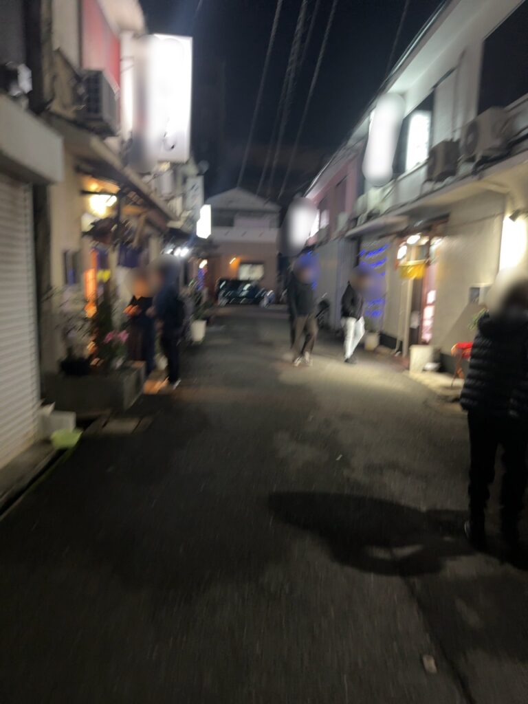 2022年12月27日滝井新地の夜の風景